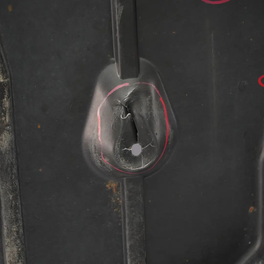 BMW E87 Osłona Płyta Pod Silnik Benzyna - SKU 7129318-1 - Numer Części 7129318