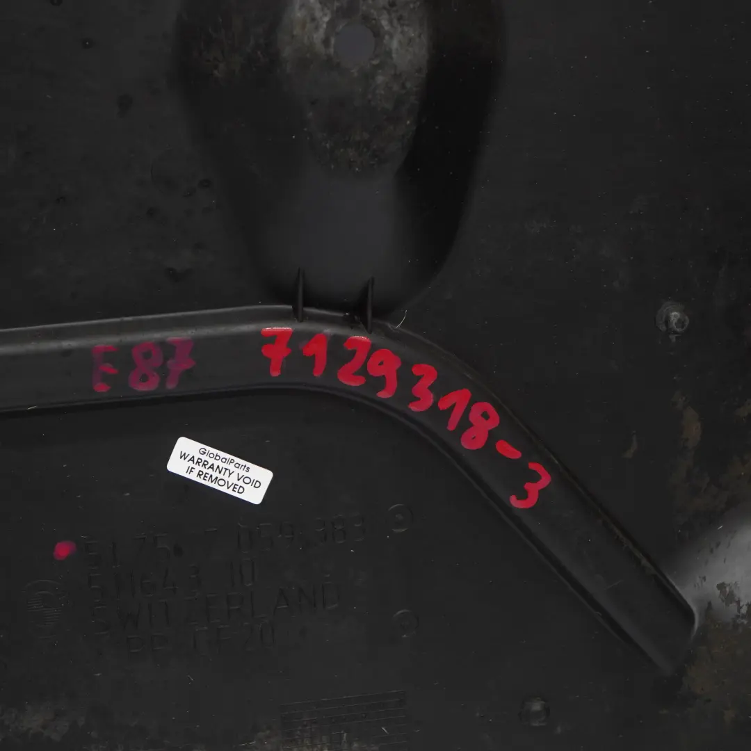 Gasolina Motor Bajo el capó Bandeja Escudo Pantalla de Protección para BMW E81 E87 3 con número de pieza 7129318 BMW E81 E87 3 Gasolina Motor Bajo el capó Bandeja Escudo Pantalla de Protección - SKU 7129318-3 - Número de pieza 7129318