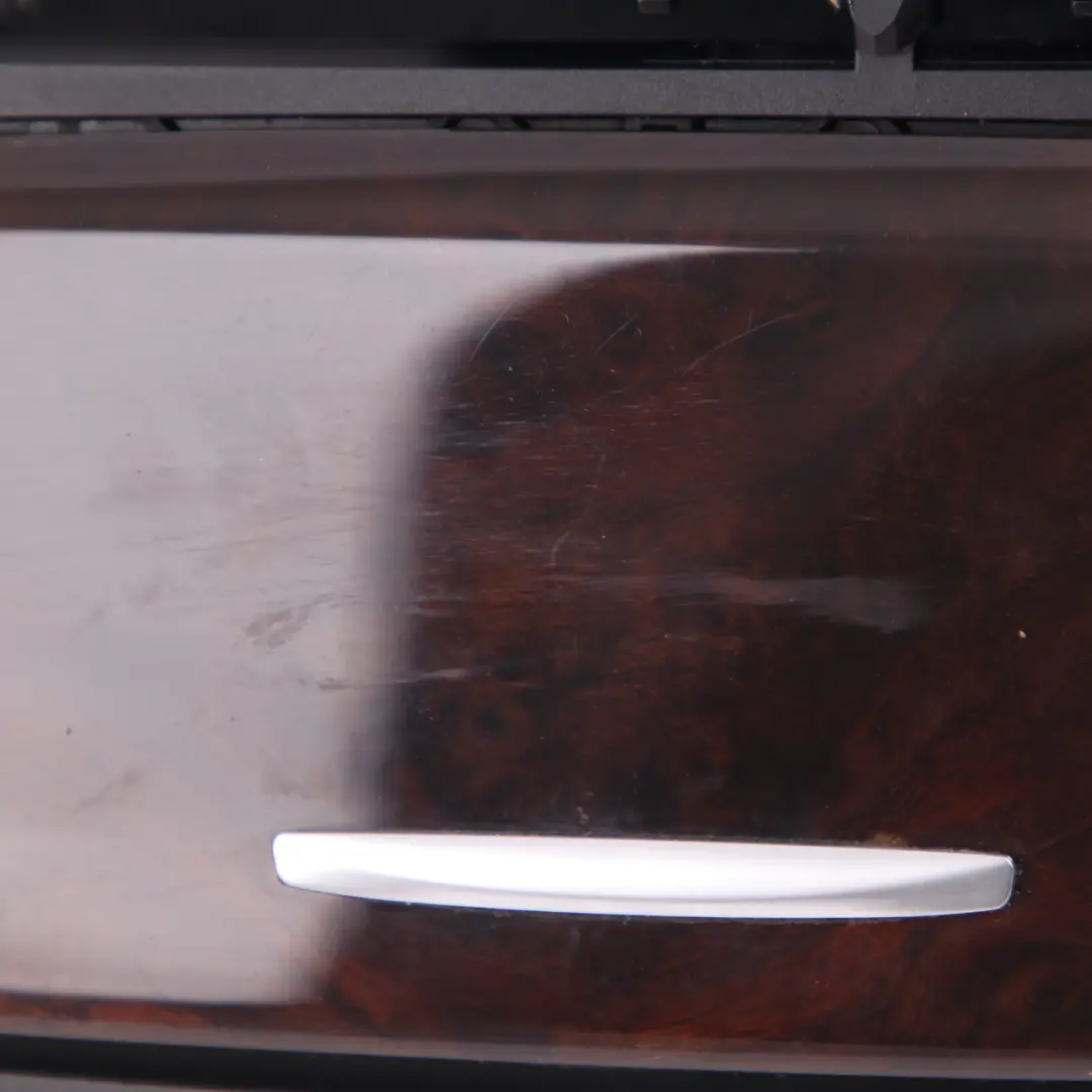 Cenicero Consola Central Tapa de Fresno Madera Burr Walnut para BMW E90 E91 con número de pieza 7129549 BMW E90 E91 Cenicero Consola Central Tapa de Fresno Madera Burr Walnut - SKU 7129549-6 - Número de pieza 7129549
