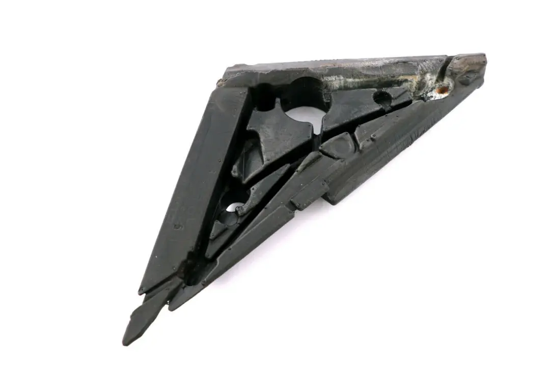 Sello Espejo Exterior Izquierdo Sello Triangulo para BMW E87 con número de pieza 7129647 BMW E87 Sello Espejo Exterior Izquierdo Sello Triangulo - SKU 7129647 - Número de pieza 7129647