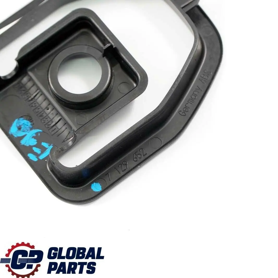 BMW E81 E82 E84 E87 E90 E91 E92 Bucle de Sujecion con Tapa - SKU 7129652 - Número de pieza 7129652