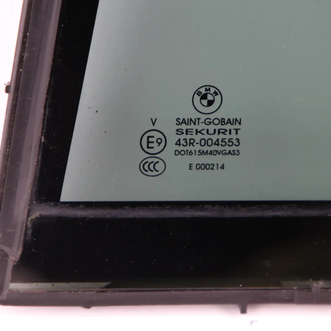 Vitres Latérales Teintées Porte Arrière Gauche AS3 Noir pour BMW X5 E70 à propos du numéro de pièce 7129729 BMW X5 E70 Vitres Latérales Teintées Porte Arrière Gauche AS3 Noir - SKU 7129729 - Numéro de pièce 7129729