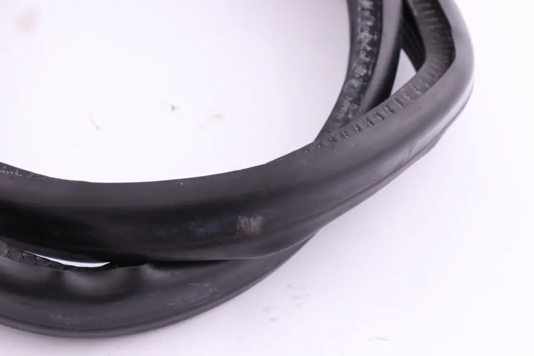 Dichtung Abdichtung Tür Links N/S für BMW Mini Cooper R52 Cabrio mit Teilenummer 7130007 BMW Mini Cooper R52 Cabrio Dichtung Abdichtung Tür Links N/S - SKU 7130007 - Teilenummer 7130007