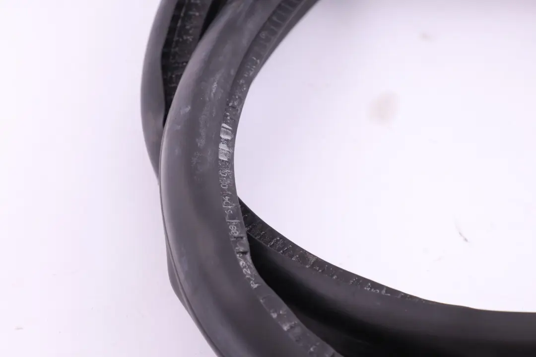 Dichtung Abdichtung Tür Links N/S für BMW Mini Cooper R52 Cabrio mit Teilenummer 7130007 BMW Mini Cooper R52 Cabrio Dichtung Abdichtung Tür Links N/S - SKU 7130007 - Teilenummer 7130007