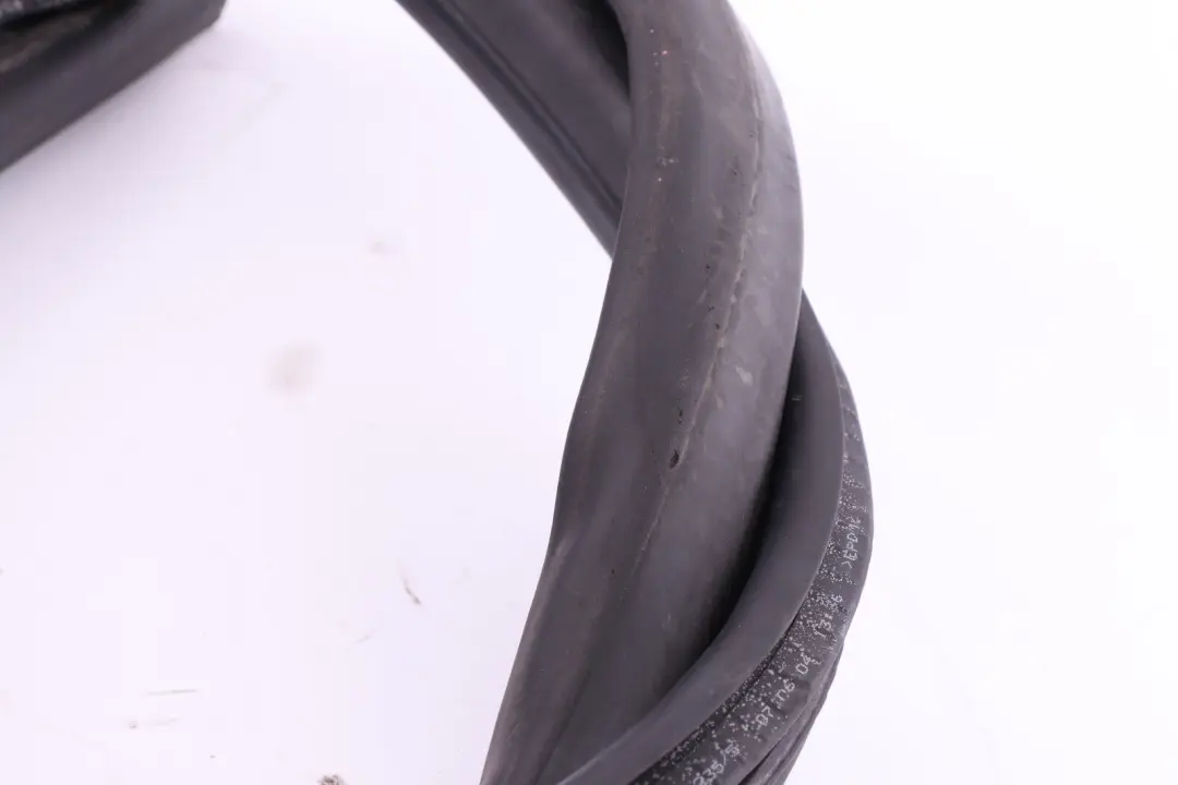 Dichtung Abdichtung Tür Rechts O/S für BMW Mini Cooper R52 Cabrio mit Teilenummer 7130008 BMW Mini Cooper R52 Cabrio Dichtung Abdichtung Tür Rechts O/S - SKU 7130008 - Teilenummer 7130008