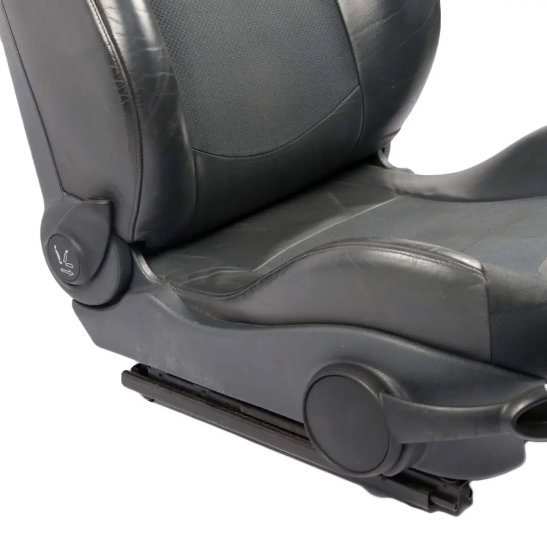 Front Right O/S Cloth / Leather Seat Panther Black to Mini Cooper One R50 R52 R53 with Part number 7130084 Mini Cooper One R50 R52 R53 Front Right O/S Cloth / Leather Seat Panther Black - SKU 7130084-3 - Part number 7130084