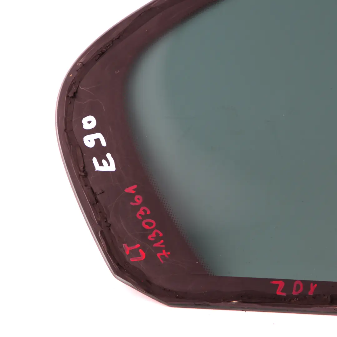 Vetro laterale porta fissa AS3 Posteriore Sinistra per BMW E90 LCI con numero di parte 7130361 BMW E90 LCI Vetro laterale porta fissa AS3 Posteriore Sinistra - SKU 7130361 - Numero di parte 7130361