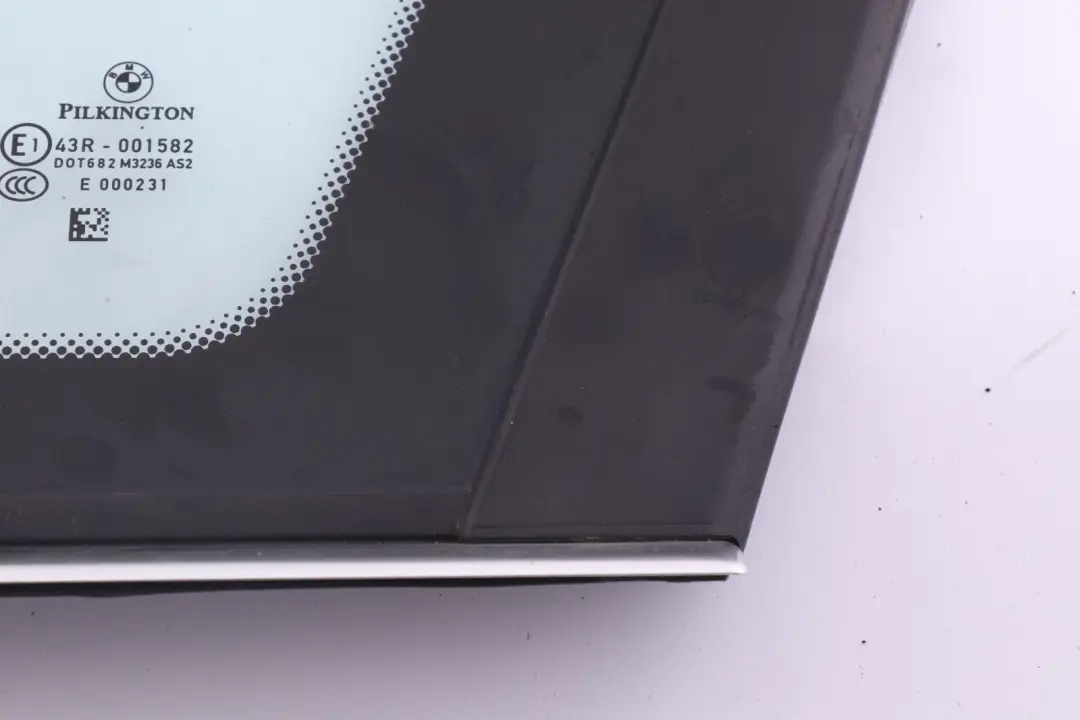 Vitre Latérale Verte AS2 Vitrage Arrière Droit Chrome pour BMW E91 Touring à propos du numéro de pièce 7130368 BMW E91 Touring Vitre Latérale Verte AS2 Vitrage Arrière Droit Chrome - SKU 7130368 - Numéro de pièce 7130368