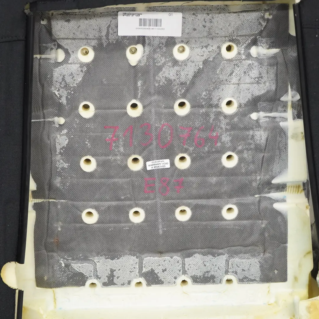 Coprisedile Schienale Anteriore Destro Panno Moire Coprisedile Interno per BMW E87 con numero di parte 7130764 BMW E87 Coprisedile Schienale Anteriore Destro Panno Moire Coprisedile Interno - SKU 7130764 - Numero di parte 7130764