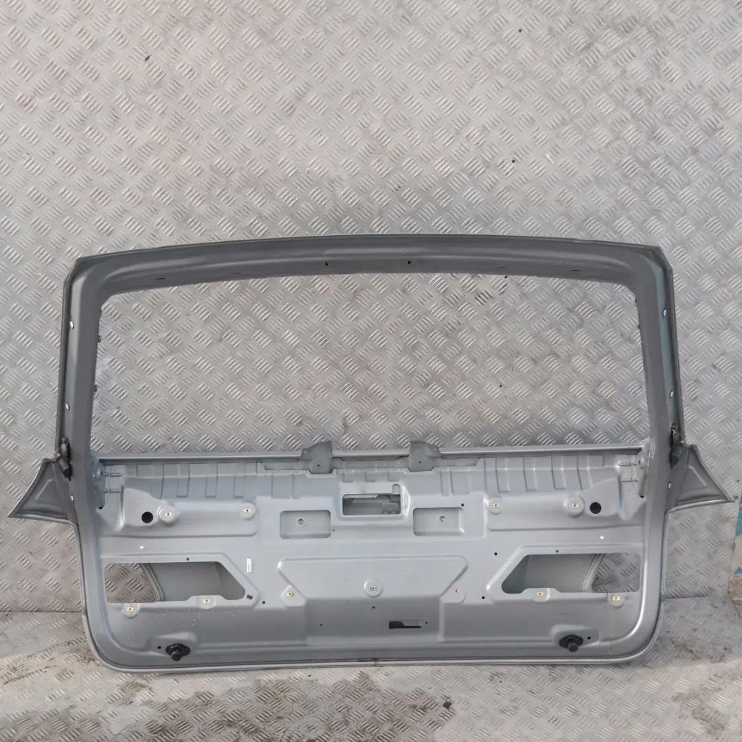 Genuine BMW 5 SERIES 1 E61 E61N Tailgate Trunk Boot Lid Silbergrau Silber Grey to with Part number 7130799 Genuine BMW 5 SERIES 1 E61 E61N Tailgate Trunk Boot Lid Silbergrau Silber Grey - SKU 7130799-SBG1 - Part number 7130799