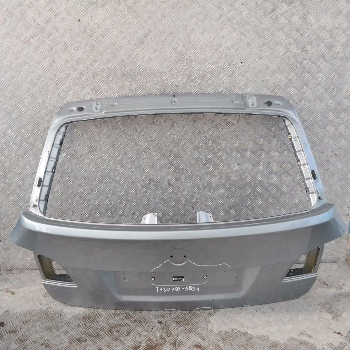 Genuine BMW 5 SERIES 1 E61 E61N Tailgate Trunk Boot Lid Silbergrau Silber Grey