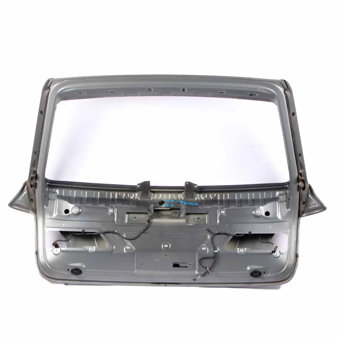 Trunk Boot Lid Spacegrau Space Grey Metallic - A52 to BMW E61 Touring Tailgate with Part number 7130799 BMW E61 Touring Tailgate Trunk Boot Lid Spacegrau Space Grey Metallic - A52 - SKU 7130799-SCG1 - Part number 7130799