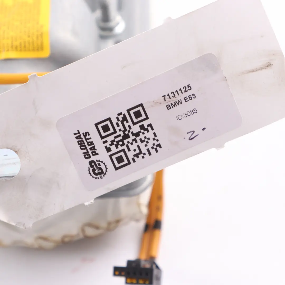 Poduszka Powietrzna Pasażera Deski Rozdzielczej Airbag do BMW X5 E53 o numerze 7131125 BMW X5 E53 Poduszka Powietrzna Pasażera Deski Rozdzielczej Airbag - SKU 7131125 - Numer Części 7131125