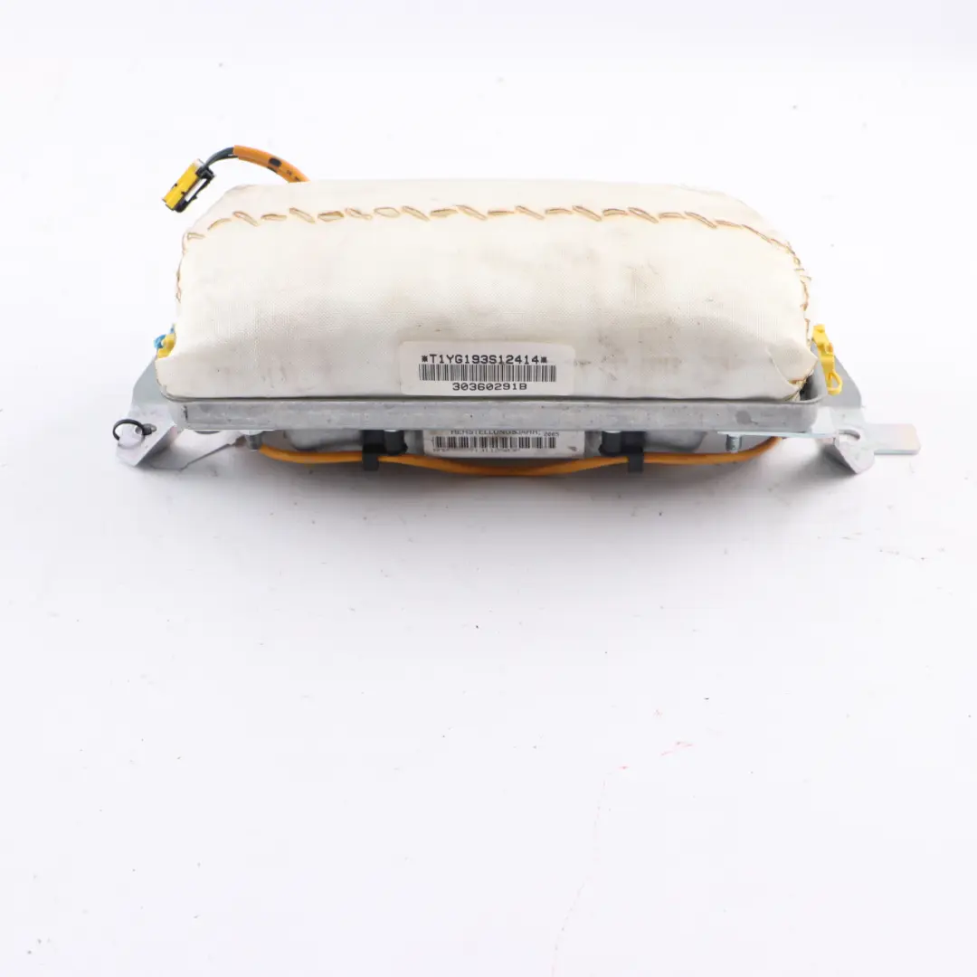 Front Dashboard Air Module Left N/S Passenger Side to BMW X5 E53 with Part number 7131125 BMW X5 E53 Front Dashboard Air Module Left N/S Passenger Side - SKU 7131125 - Part number 7131125