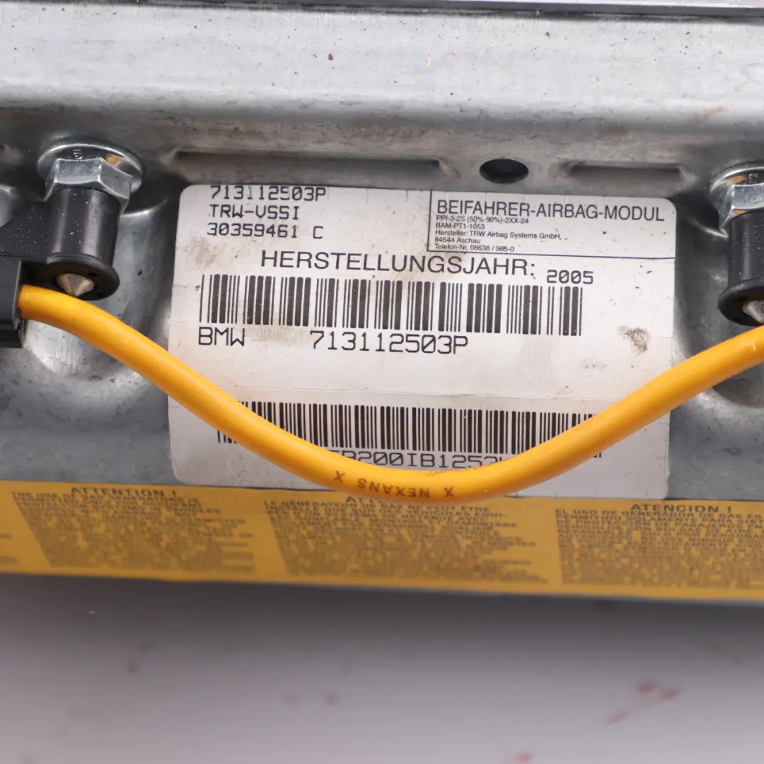 Poduszka Powietrzna Pasażera Deski Rozdzielczej Airbag do BMW X5 E53 o numerze 7131125 BMW X5 E53 Poduszka Powietrzna Pasażera Deski Rozdzielczej Airbag - SKU 7131125 - Numer Części 7131125