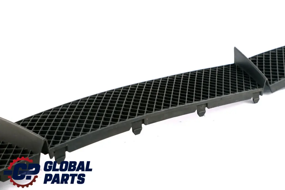 Parachoques Delantero Parrilla Rejilla Panel para BMW E87 con número de pieza 7131690 BMW E87 Parachoques Delantero Parrilla Rejilla Panel - SKU 7131690 - Número de pieza 7131690