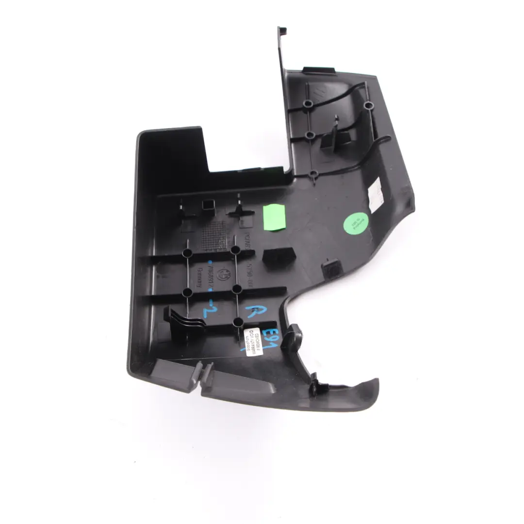 Belt Trim Panel Right O/S Rear Seatbelt Black to BMW E91 LCI Cover Seat with Part number 7068912 BMW E91 LCI Cover Seat Belt Trim Panel Right O/S Rear Seatbelt Black - SKU 7131796 - Part number 7068912