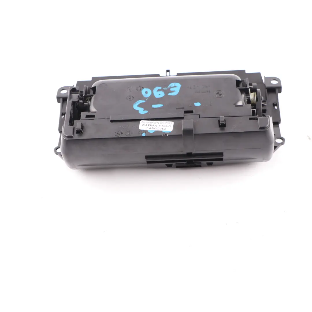 Mittelkonsole Ablage Sonnenbrillenfach gebürstetes Aluminium 7132376 für BMW E90 E91 mit Teilenummer 6982453 BMW E90 E91 Mittelkonsole Ablage Sonnenbrillenfach gebürstetes Aluminium 7132376 - SKU 7132376-3 - Teilenummer 6982453