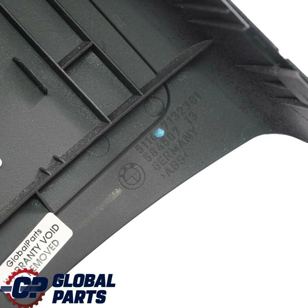 Revestimiento Embellecedor Trasero Consola Central Negro para BMW E90 E91 con número de pieza 7132381 BMW E90 E91 Revestimiento Embellecedor Trasero Consola Central Negro - SKU 7132381 - Número de pieza 7132381