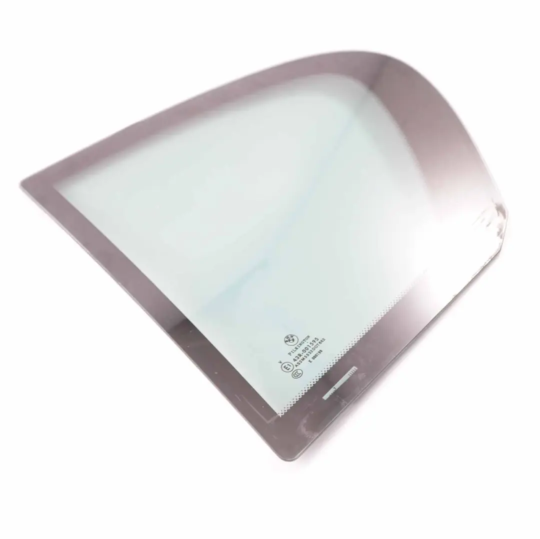 Finestrino Fisso Porta Vetro Scuro Posteriore Sinistro SSG AS3 per BMW E87 con numero di parte 7132961 BMW E87 Finestrino Fisso Porta Vetro Scuro Posteriore Sinistro SSG AS3 - SKU 7132961-1 - Numero di parte 7132961