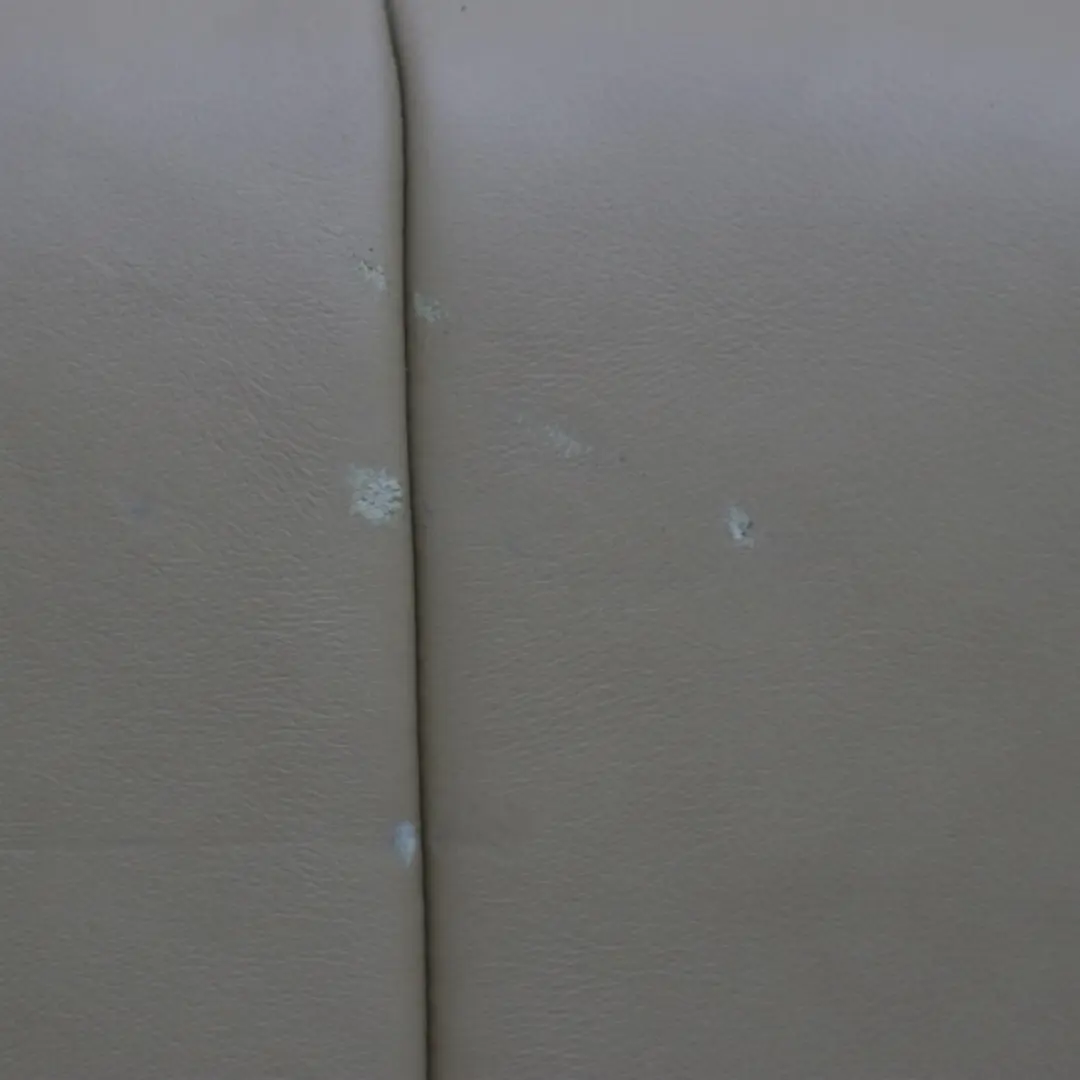 Respaldo Asiento Trasero Izquierdo Cuero Suave Cordoba Beige para Mini R52 Cabrio con número de pieza 7133039 Mini R52 Cabrio Respaldo Asiento Trasero Izquierdo Cuero Suave Cordoba Beige - SKU 7133039-1 - Número de pieza 7133039