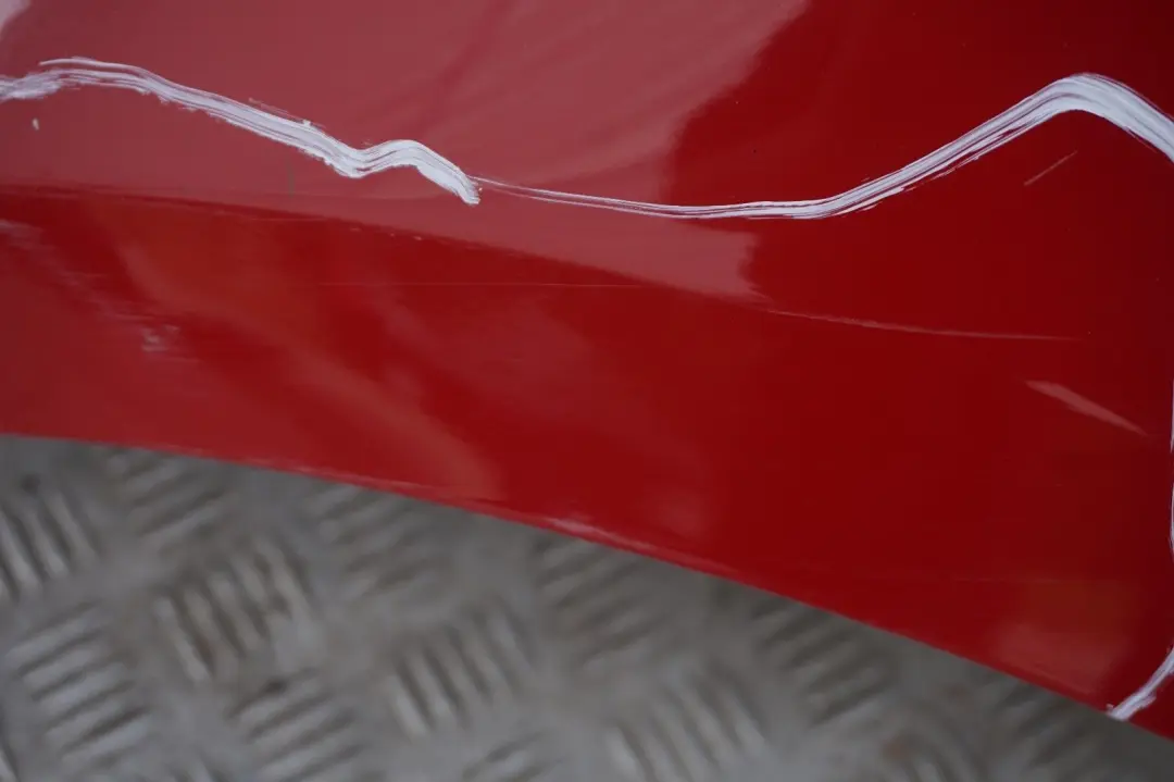 Fahrerseite Seitenwand vorne links Kotflügel Japanrot Rot für BMW 1 E81 E82 E87 E88 mit Teilenummer 7133227 BMW 1 E81 E82 E87 E88 Fahrerseite Seitenwand vorne links Kotflügel Japanrot Rot - SKU 7133227-JR4 - Teilenummer 7133227