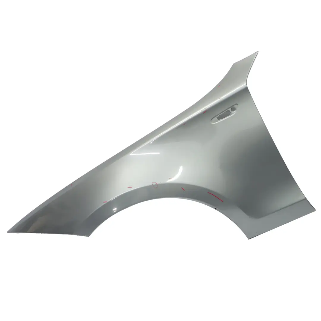 Panel Lateral Guardabarros Delantero Izquierdo Spacegrau - A52 para BMW E81 E87 con número de pieza 7133227 BMW E81 E87 Panel Lateral Guardabarros Delantero Izquierdo Spacegrau - A52 - SKU 7133227-SCG2 - Número de pieza 7133227