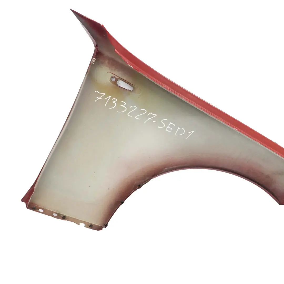 Seitenwand Vorne Links Kotflügel Sedonarot Sedona Rot - A79 für BMW E81 E87 mit Teilenummer 7133227 BMW E81 E87 Seitenwand Vorne Links Kotflügel Sedonarot Sedona Rot - A79 - SKU 7133227-SED1 - Teilenummer 7133227