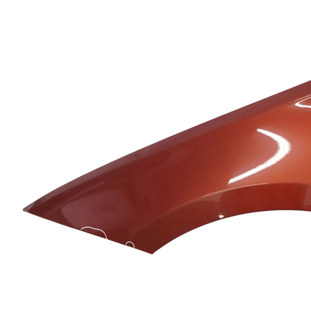 BMW E81 E87 Aile Avant Gauche Rouge Sedonarot Metallise - A79 - SKU 7133227-SED1 - Numéro de pièce 7133227
