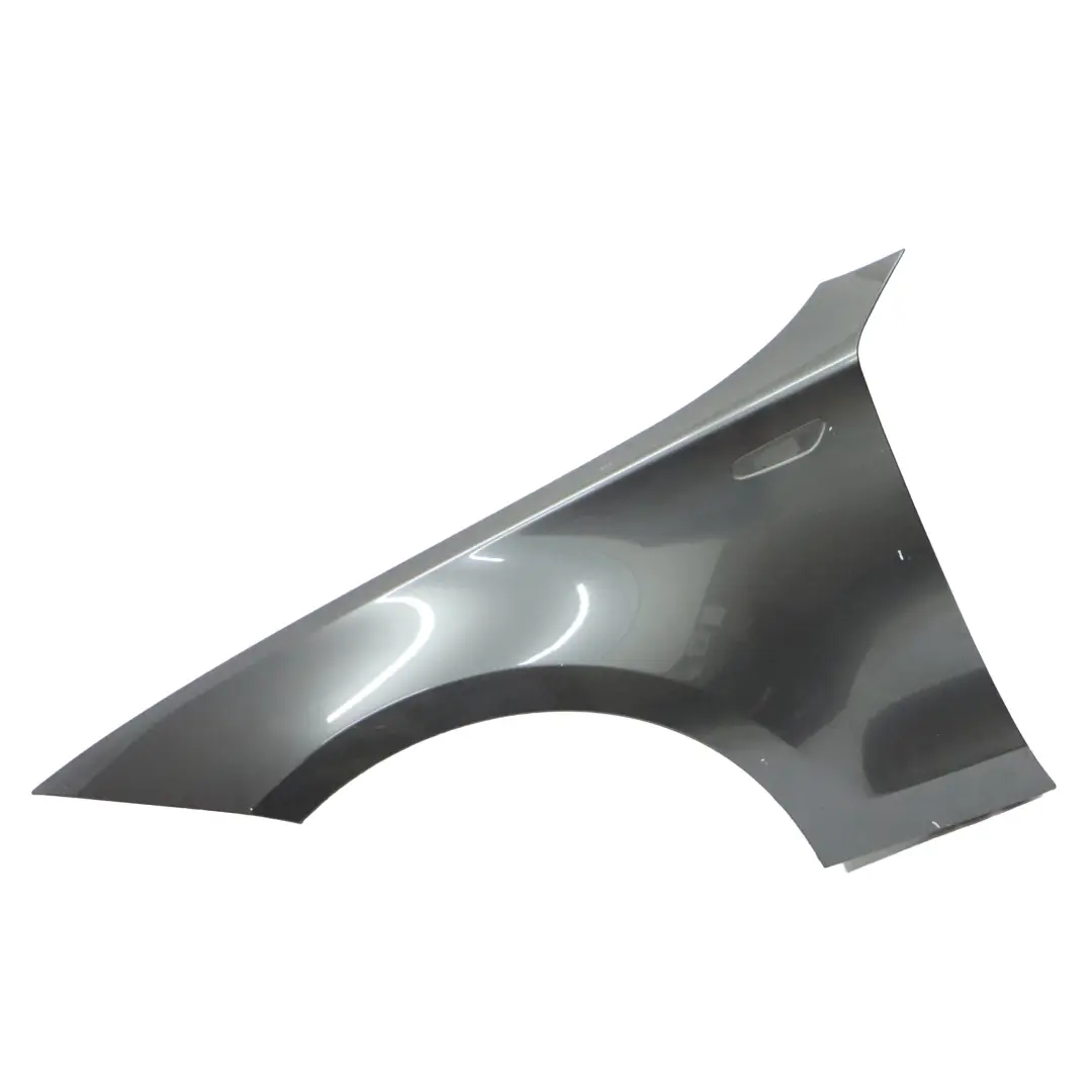 BMW E87 Panel Lateral Guardabarros Delantero Izquierdo Sparkling Graphite - A22 - SKU 7133227-SG2 - Número de pieza 7133227