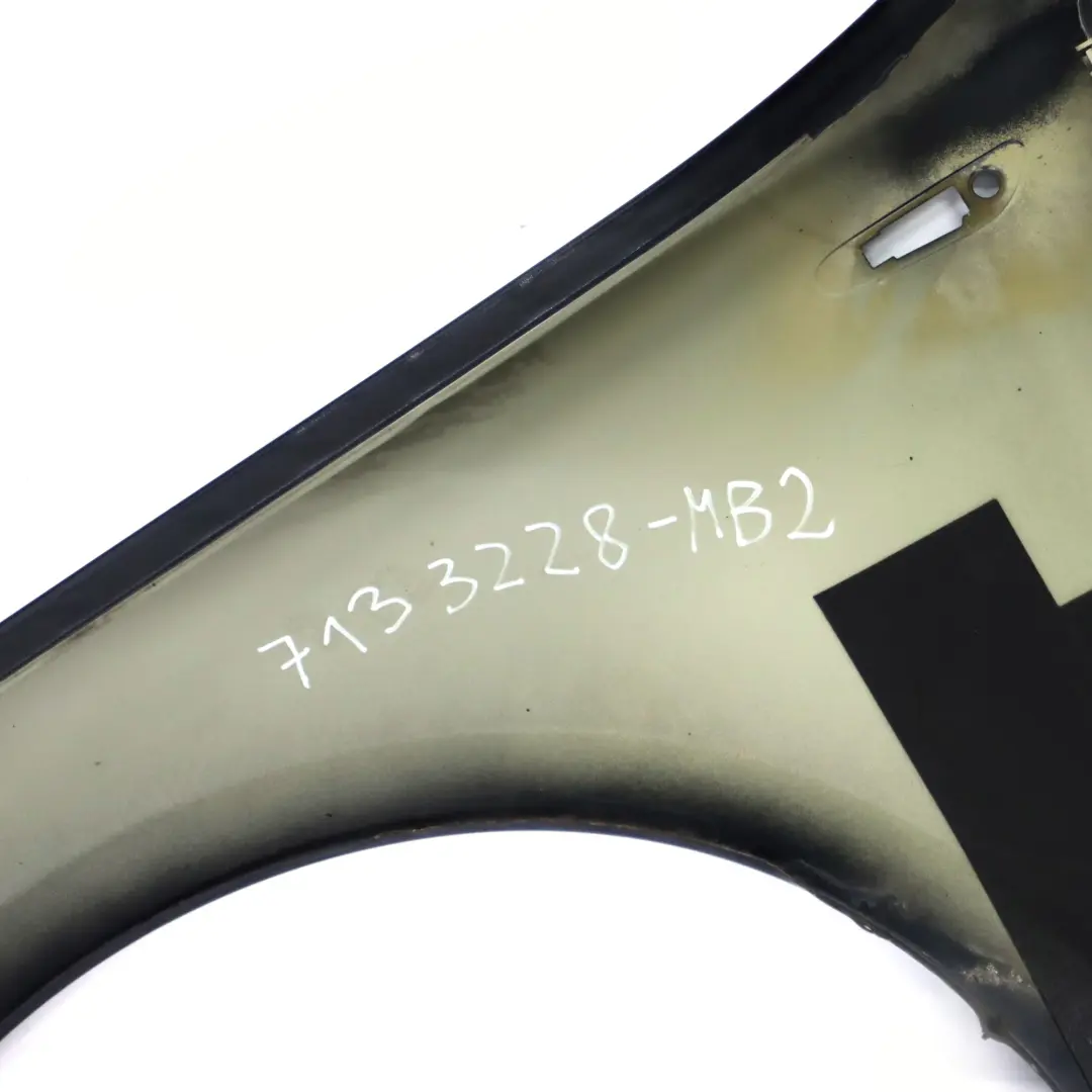 BMW E81 E87 Panel Lateral Delantero Derecho Guardabarros Monacoblau Azul - A35 - SKU 7133228-MB2 - Número de pieza 7133228