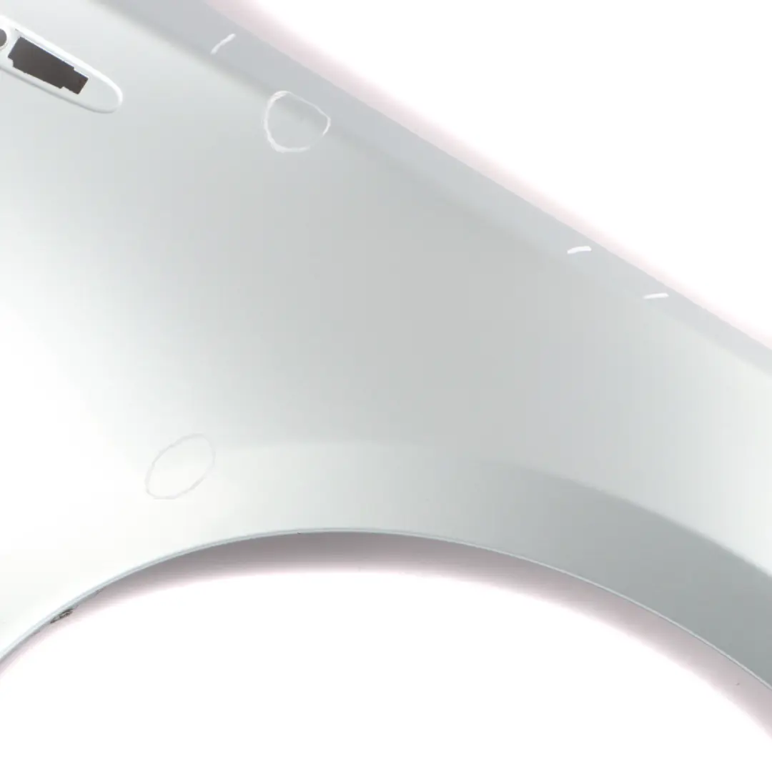 Pareti Anteriore Destro Parafango Profondo Mare Patagonia Verde A71 per BMW E81 E87 con numero di parte 7133228 BMW E81 E87 Pareti Anteriore Destro Parafango Profondo Mare Patagonia Verde A71 - SKU 7133228-PTG - Numero di parte 7133228