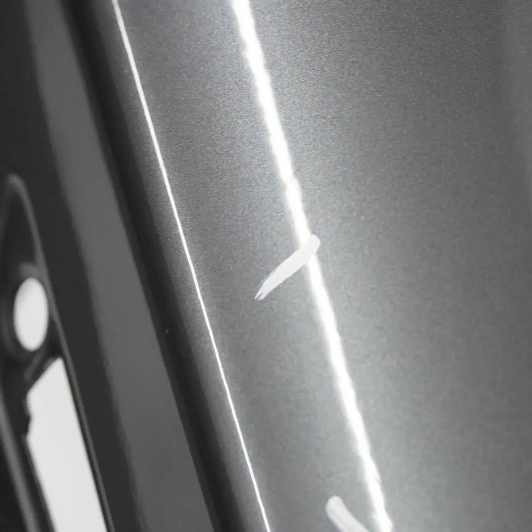 Seitenverkleidung Kotflügel vorne rechts Sparkling Graphite - A22 für BMW E81 E87 mit Teilenummer 7133228 BMW E81 E87 Seitenverkleidung Kotflügel vorne rechts Sparkling Graphite - A22 - SKU 7133228-SG2 - Teilenummer 7133228