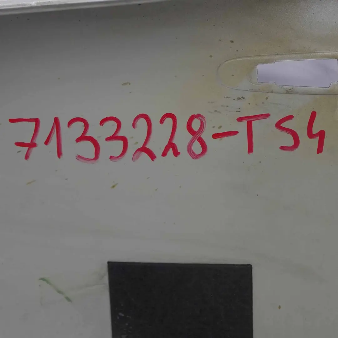 Aile Latérale Avant Droite Titansilber Argent - 354 pour BMW E81 E87 à propos du numéro de pièce 7133228 BMW E81 E87 Aile Latérale Avant Droite Titansilber Argent - 354 - SKU 7133228-TS4 - Numéro de pièce 7133228