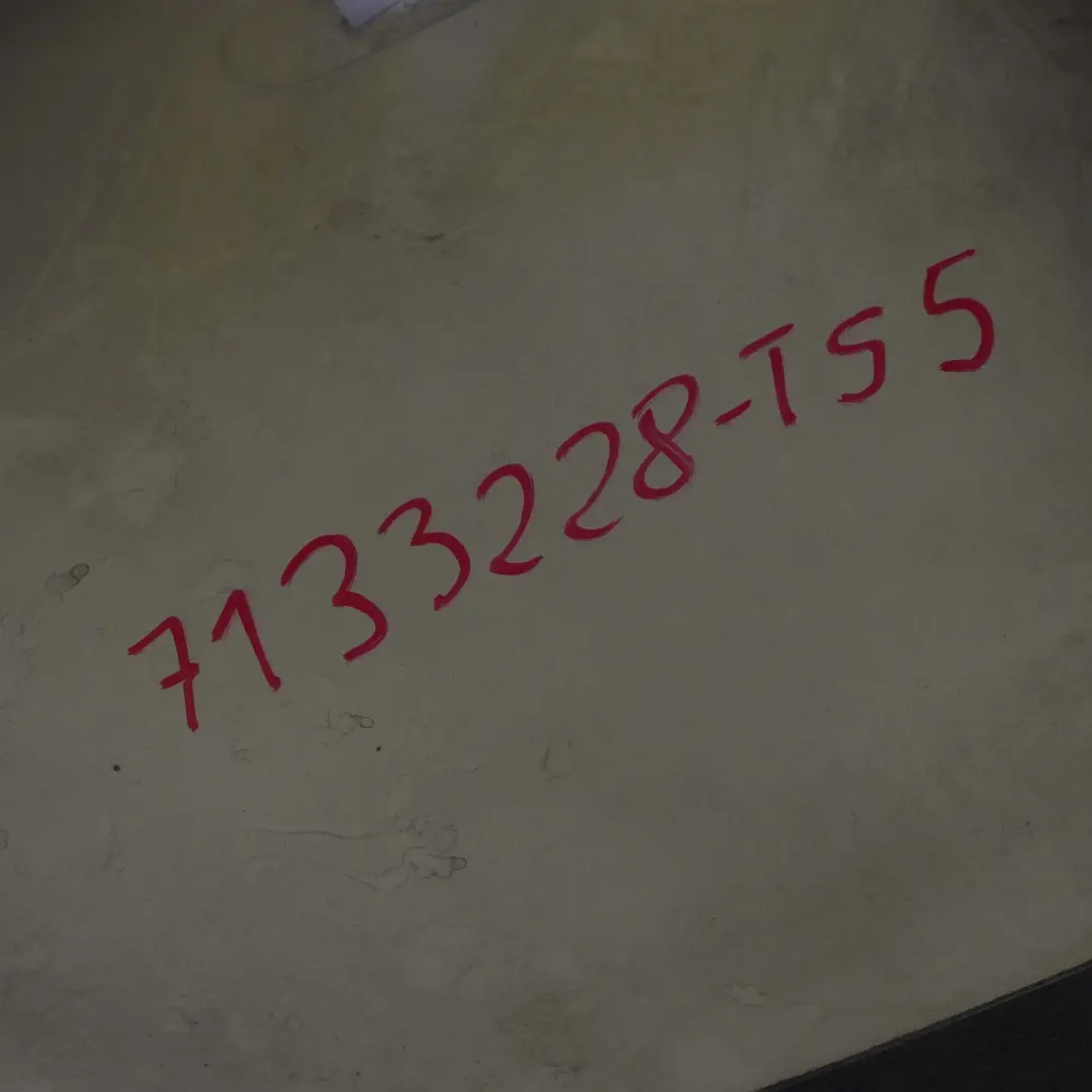 Side Panel Fender Wing Front Right O/S Titansilber Silver - 354 to BMW 1 E81 E87 5 with Part number 7133228 BMW 1 E81 E87 5 Side Panel Fender Wing Front Right O/S Titansilber Silver - 354 - SKU 7133228-TS5 - Part number 7133228