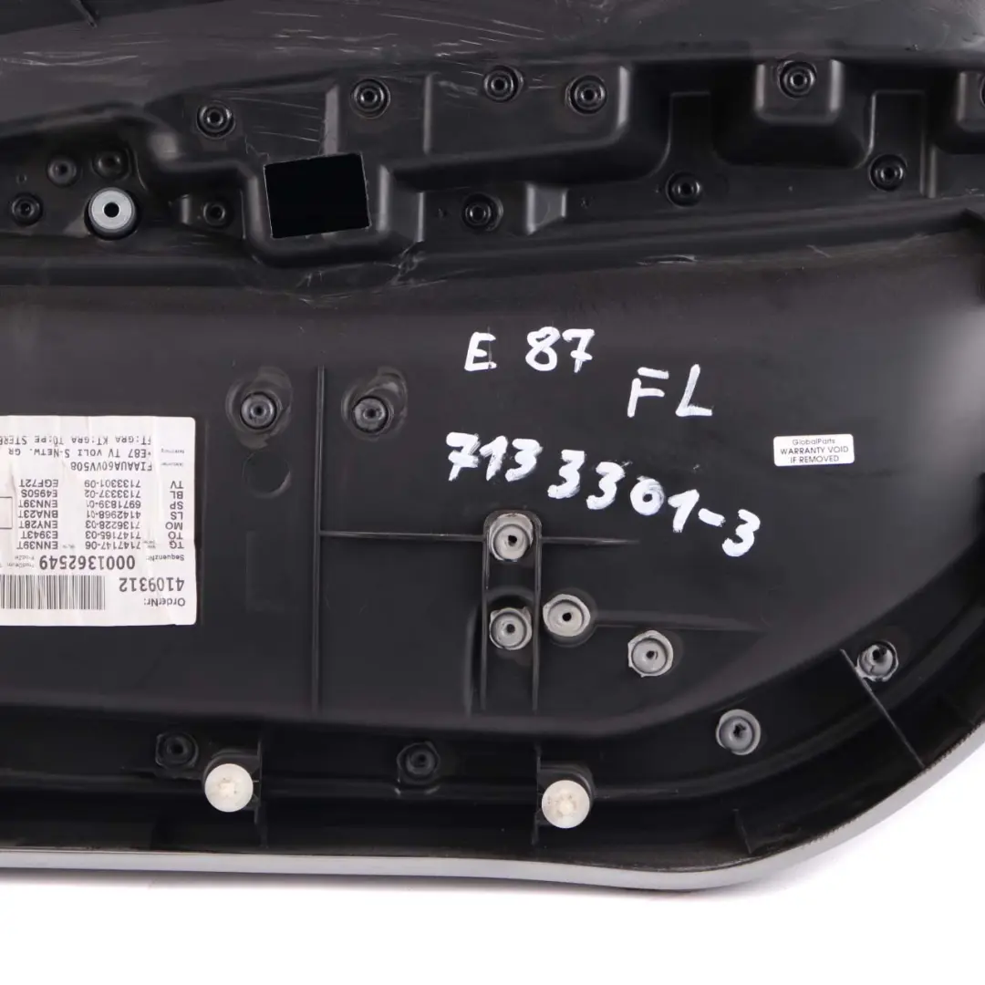 BMW E87 Frente Izquierda Tarjeta puerta panel ajuste Alaskagrau Alaska Red Gris - SKU 7133301-3 - Número de pieza 7133301