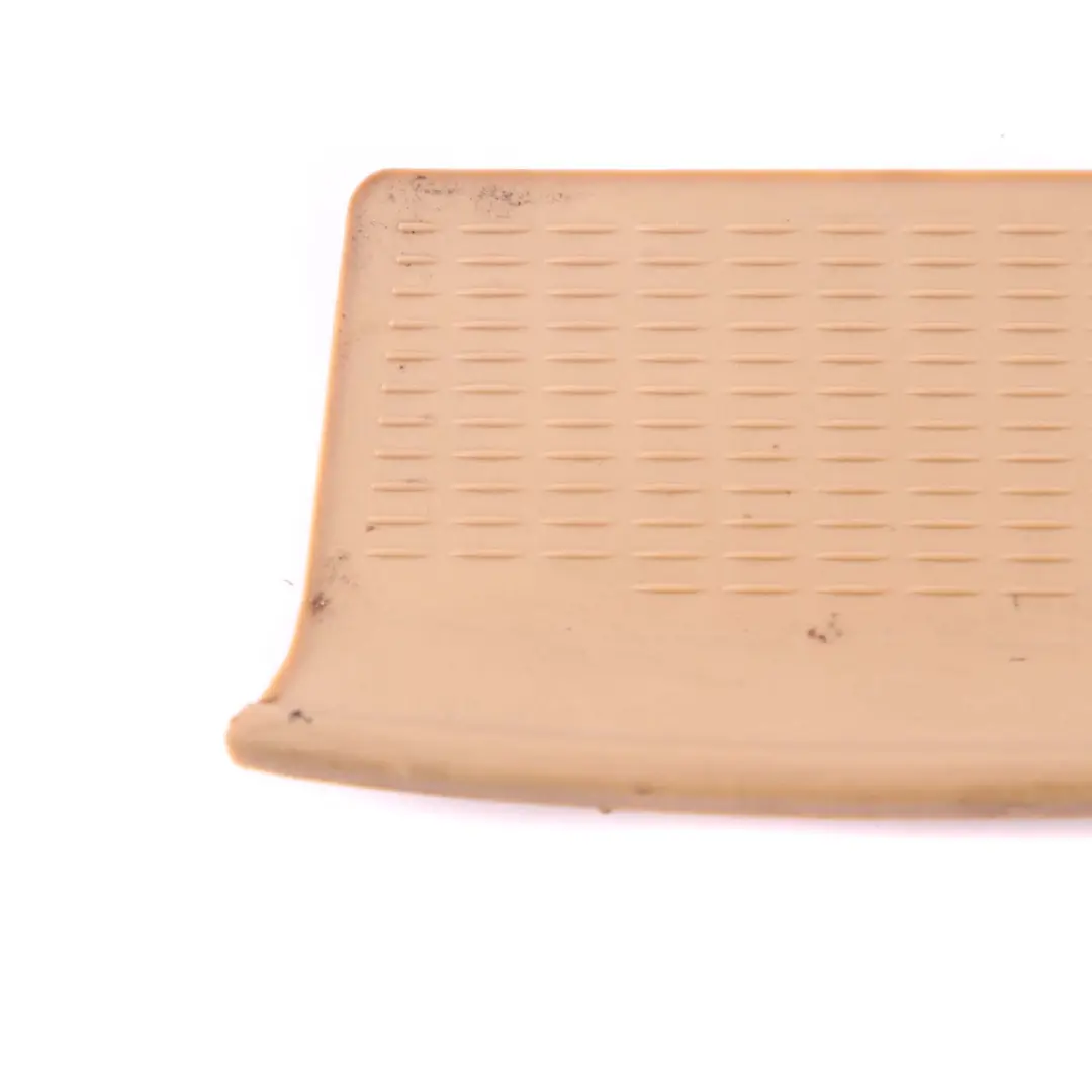 BMW 5 E60 E61 Inserto vassoio portaoggetti in gomma per console centrale Beige - SKU 7133776 - Numero di parte 7133776