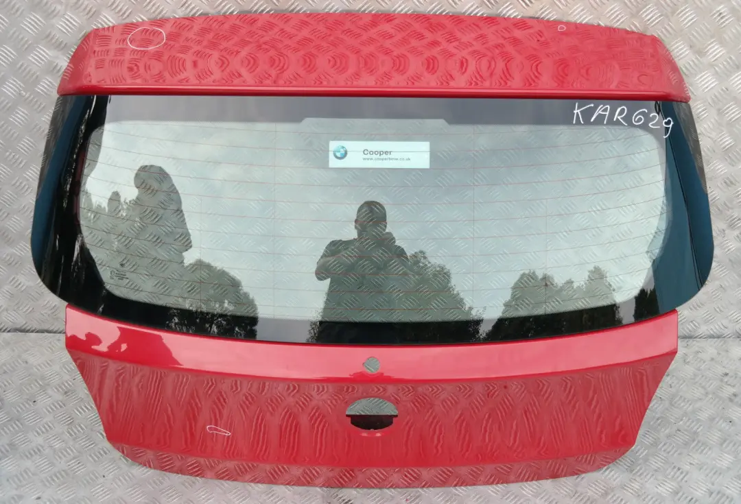 Klapa tylna tył goła karmesinrot A61 do BMW 1 e87 o numerze 41627133898 BMW 1 e87 Klapa tylna tył goła karmesinrot A61 - SKU 7133898-KAR5 - Numer Części 41627133898