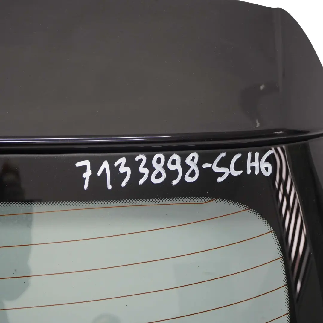BMW E81 E87 Hayon Clapet Arriere Noir - 668 - SKU 7133898-SCH6 - Numéro de pièce 7133898