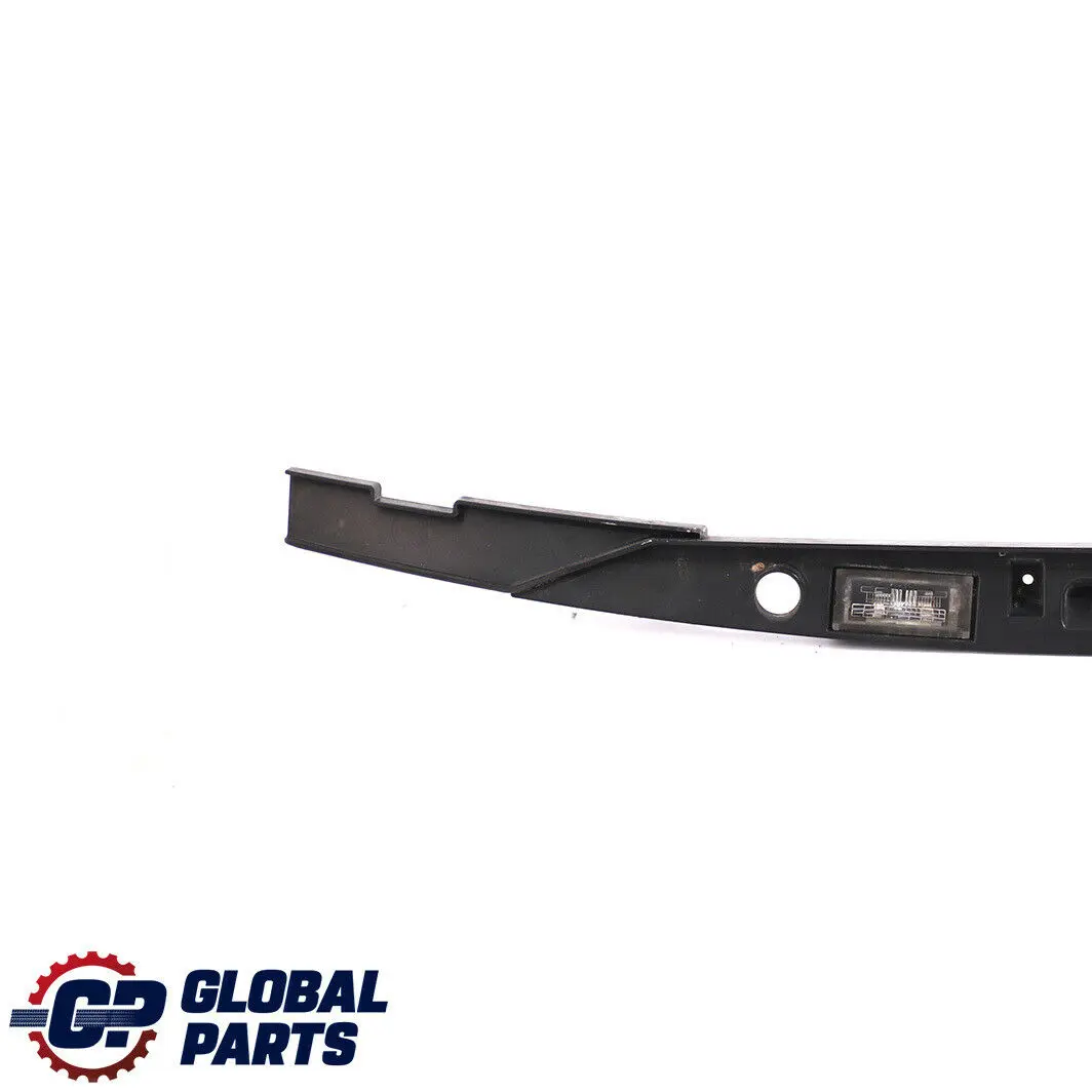 Listwa Blenda Klapy Tył Klamka do BMW E65 E66 E67 o numerze 7134036 BMW E65 E66 E67 Listwa Blenda Klapy Tył Klamka - SKU 7134036 - Numer Części 7134036