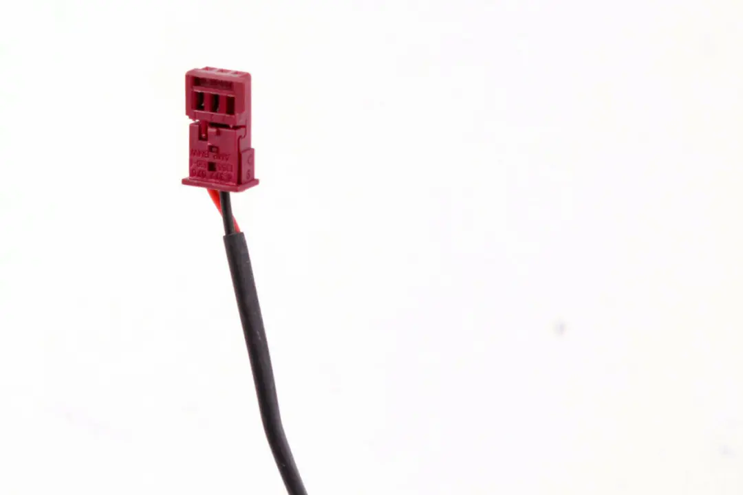 Asiento Inferior Correa Hebilla Trasera Izquierda para BMW E65 E66 con número de pieza 7134041 BMW E65 E66 Asiento Inferior Correa Hebilla Trasera Izquierda - SKU 7134041 - Número de pieza 7134041