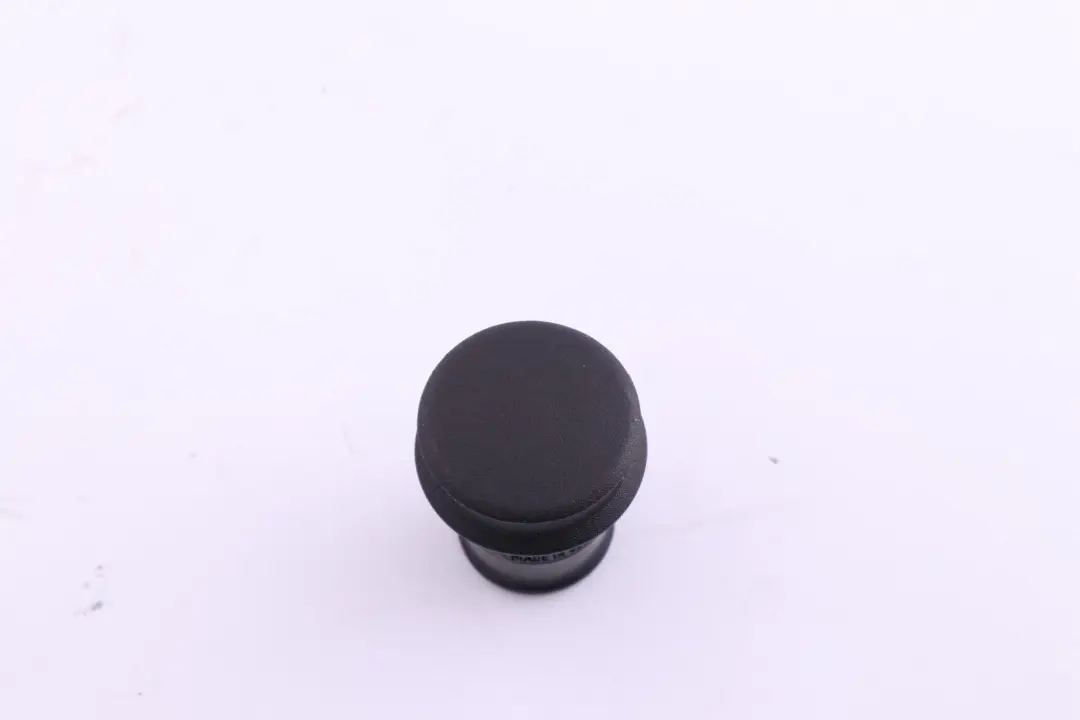 BMW Universel Allume-Cigare Briquet Boucher Prise - SKU 7135141-1 - Numéro de pièce 8222183
