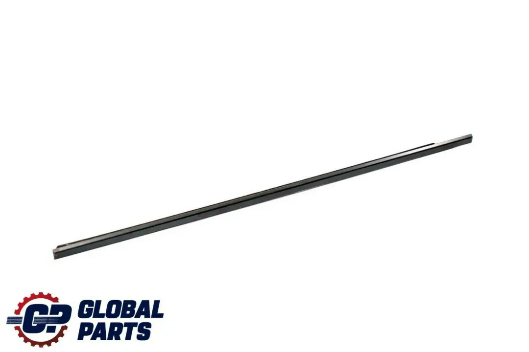 Coperchio Canale Porta Anteriore Sinistro Nero per BMW E60 E61 LCI con numero di parte 7135161 BMW E60 E61 LCI Coperchio Canale Porta Anteriore Sinistro Nero - SKU 7135161 - Numero di parte 7135161