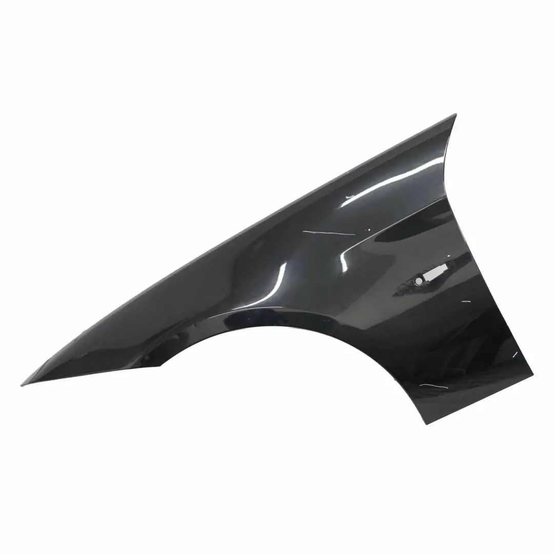 BMW E90 E91 Lateral Guardabarros Delantero Izquierdo Negro Zafiro - 475 - SKU 7135679-BS5 - Número de pieza 7135679