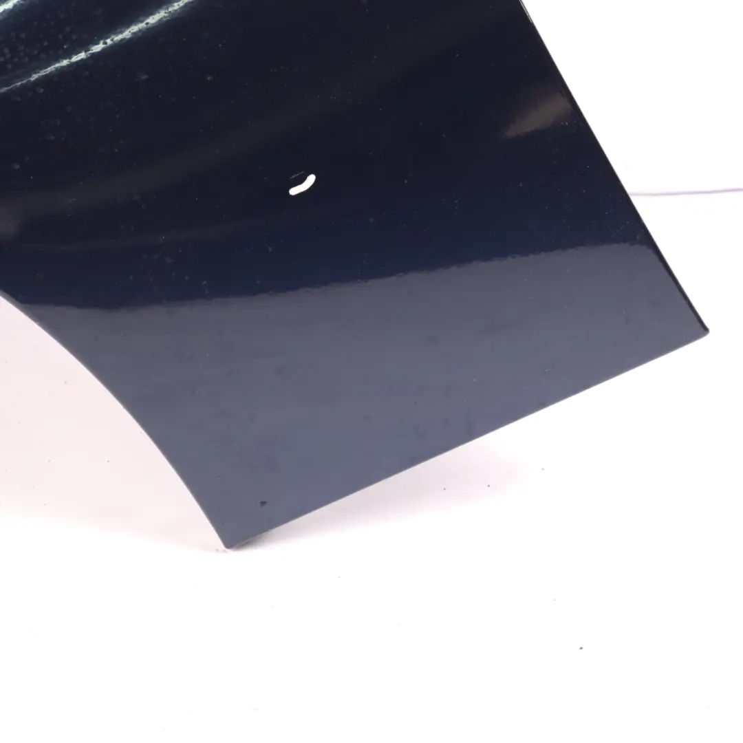 Seitenverkleidung Kotflügel vorne links Tiefseeblau Blau - A76 für BMW E90 E91 mit Teilenummer 7135679 BMW E90 E91 Seitenverkleidung Kotflügel vorne links Tiefseeblau Blau - A76 - SKU 7135679-DSB - Teilenummer 7135679