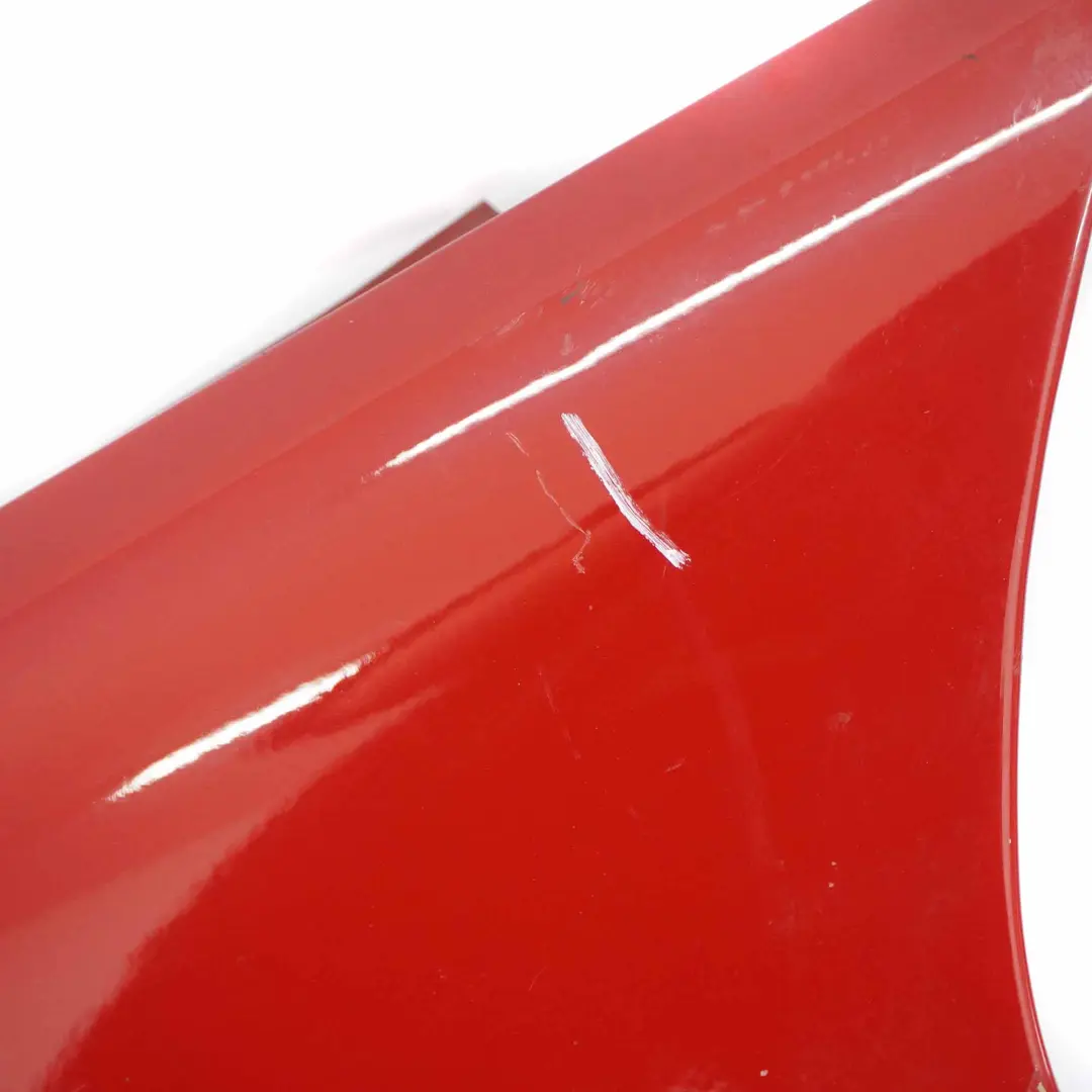 BMW E90 E91 lateral del guardabarros panel delantero izquierdo Karmesinrot A61 - SKU 7135679-KAR1 - Número de pieza 7135679