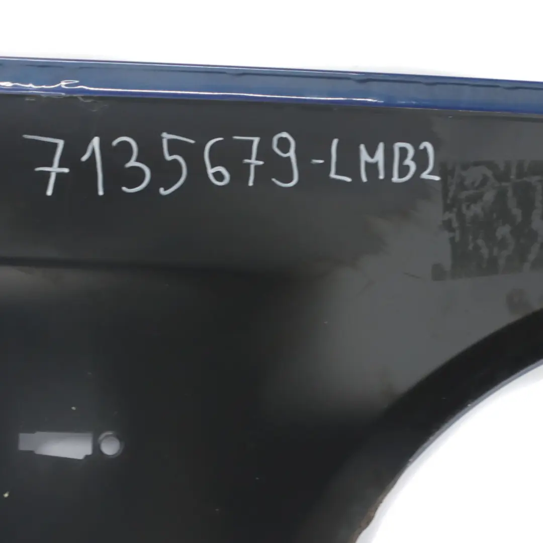 Błotnik Lewy Przedni Skrzydło Le Mans Blau Metallic - 381 do BMW E90 E91 o numerze 7135679 BMW E90 E91 Błotnik Lewy Przedni Skrzydło Le Mans Blau Metallic - 381 - SKU 7135679-LMB2 - Numer Części 7135679