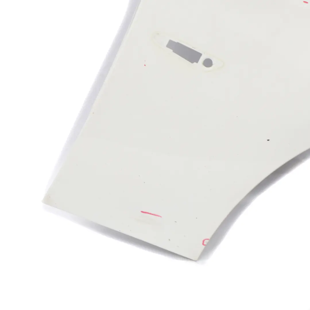 Aile Latérale Avant Droite Alpinweiss Blanc 3 - 300 pour BMW E90 E91 à propos du numéro de pièce 41357135680 BMW E90 E91 Aile Latérale Avant Droite Alpinweiss Blanc 3 - 300 - SKU 7135680-AW3 - Numéro de pièce 41357135680