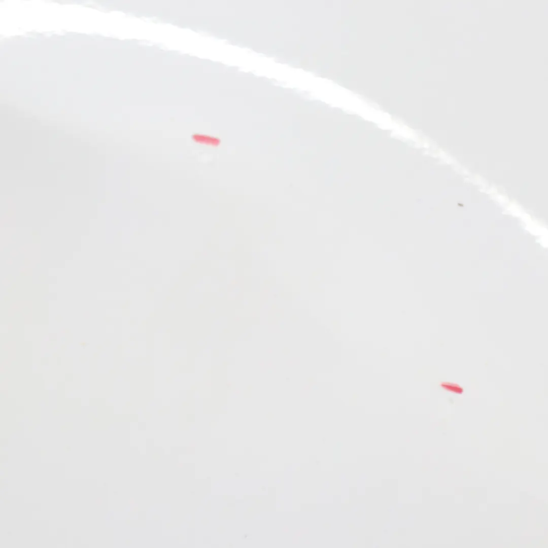 Pannello laterale parafango anteriore destra Alpinweiss Bianco 3 300 per BMW E90 E91 con numero di parte 41357135680 BMW E90 E91 Pannello laterale parafango anteriore destra Alpinweiss Bianco 3 300 - SKU 7135680-AW3 - Numero di parte 41357135680