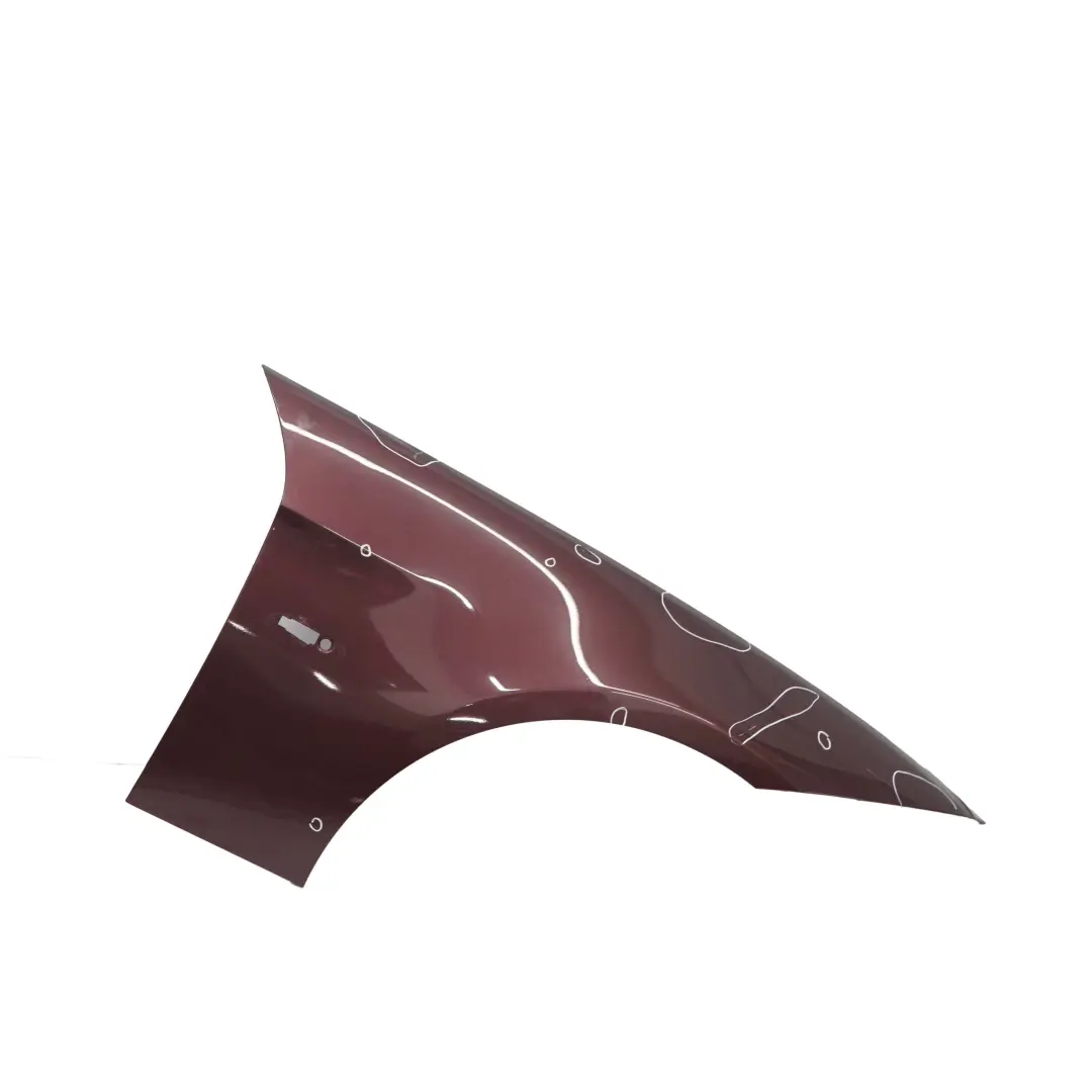 Panel lateral Guardabarros Delantero Derecho Barriquerot Rojo para BMW E90 E91 con número de pieza 7135680 BMW E90 E91 Panel lateral Guardabarros Delantero Derecho Barriquerot Rojo - SKU 7135680-BAQ - Número de pieza 7135680